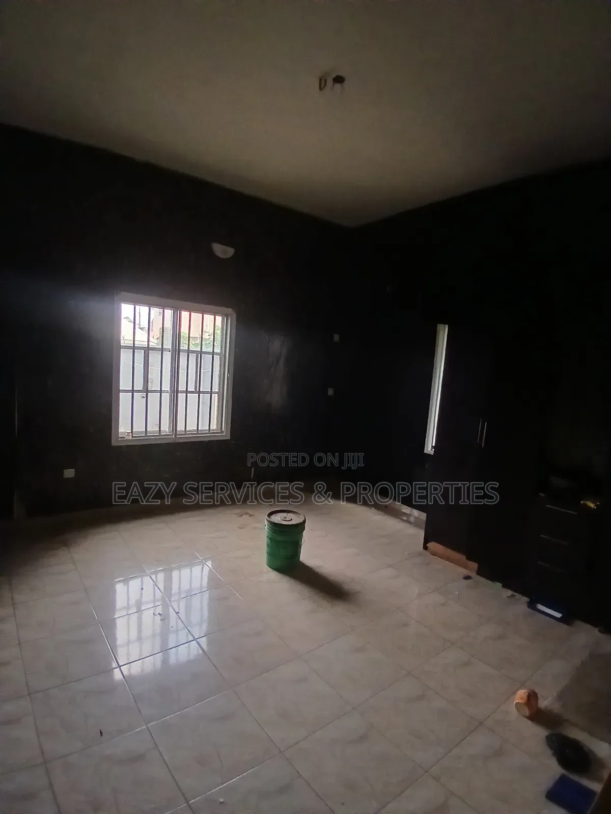 1bdrm Shared Apartment in Gated And Secured, Off Lekki-Epe Expressway in Off Lekki-Epe Expressway