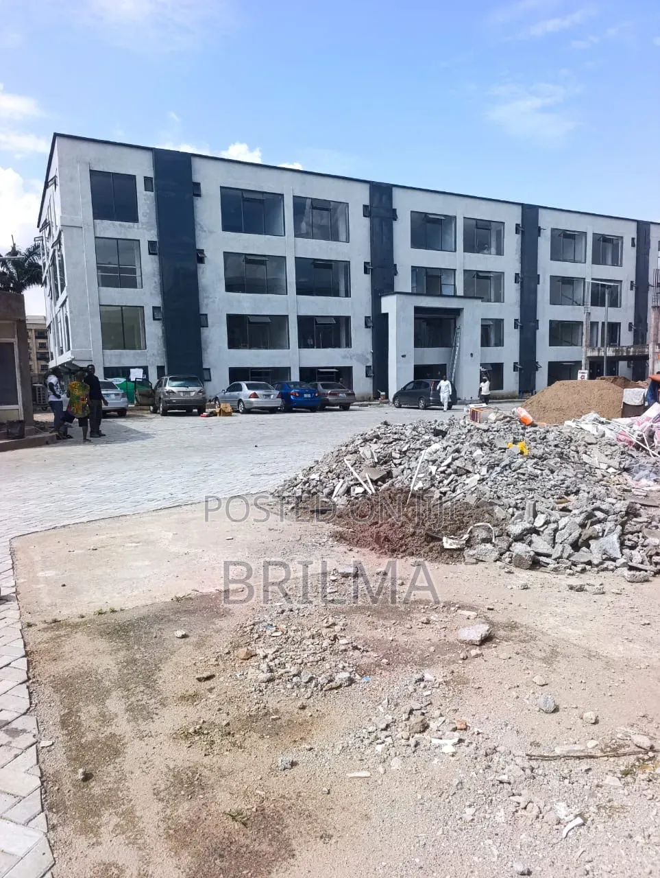 50sqm Shop Space in Wuse Zone 5 for Sale in Zone 5 / Wuse