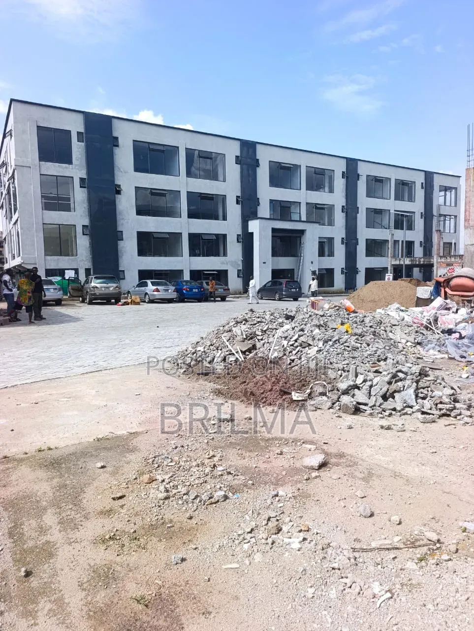 50sqm Shop Space in Wuse Zone 5 for Sale in Zone 5 / Wuse