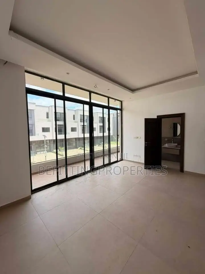 5bdrm Duplex in Jabi for sale in Jabi