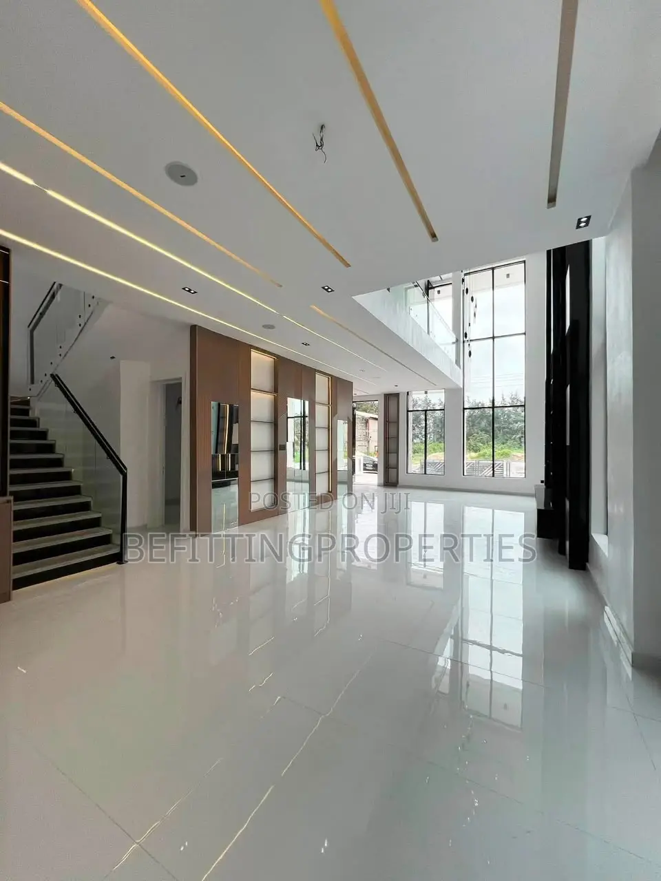 5bdrm Duplex in Lekki for sale in Lekki