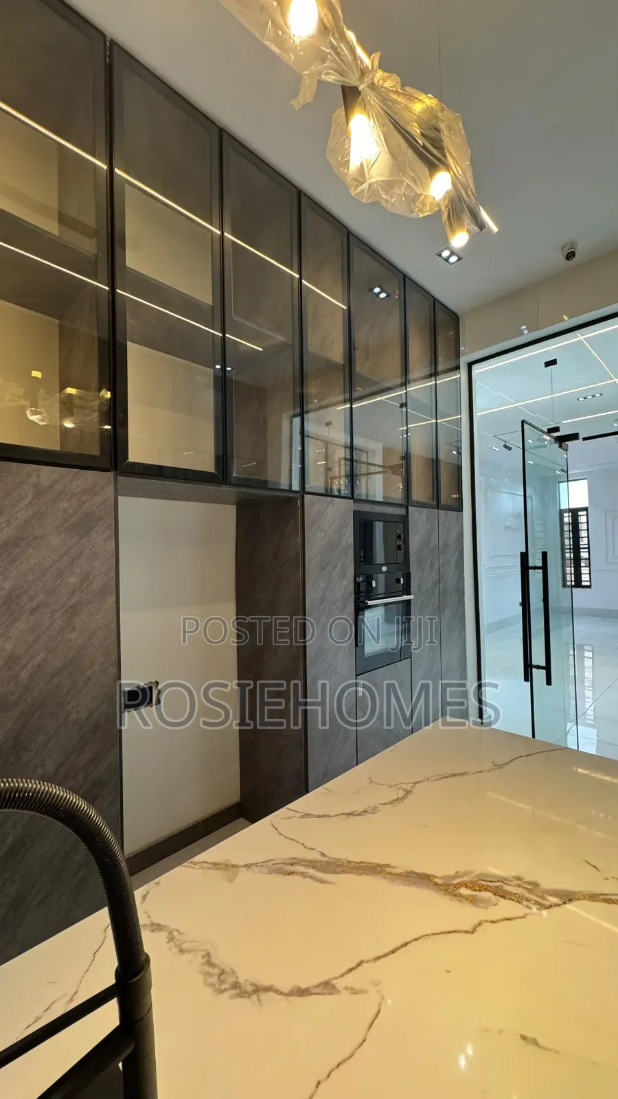 4bdrm Duplex in Creek Estates, Ikate for rent in Ikate