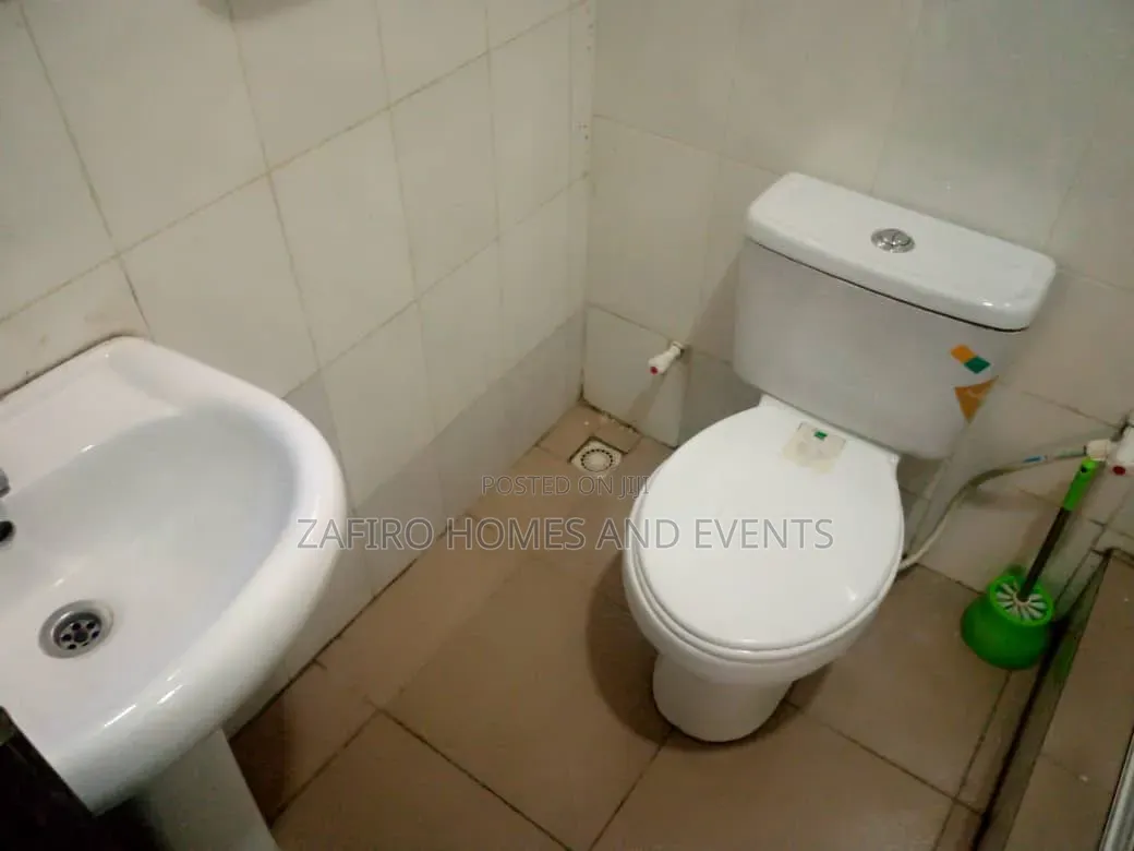 Furnished 2bdrm Bungalow in Jembewon Road Near, Jericho for sale in Jericho
