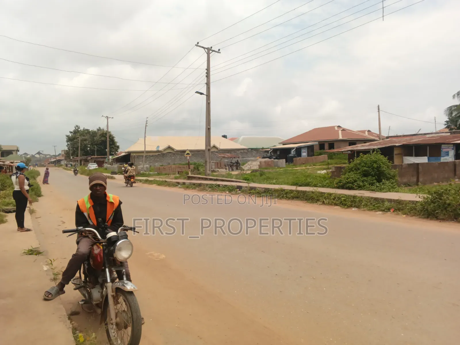Standard Plot of Land for Commercial Activities in Akala Express