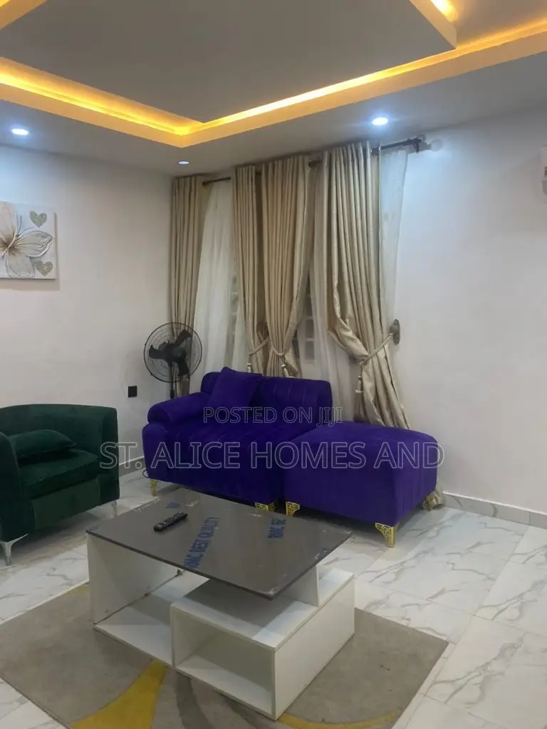 Teenapeta Unit B2 (2-Bedroom Apartment) in Epe