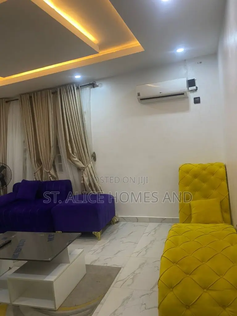 Teenapeta Unit B2 (2-Bedroom Apartment) in Epe