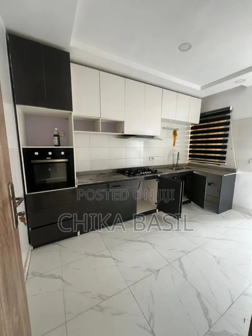 3bdrm Apartment in Ikate for rent in Ikate