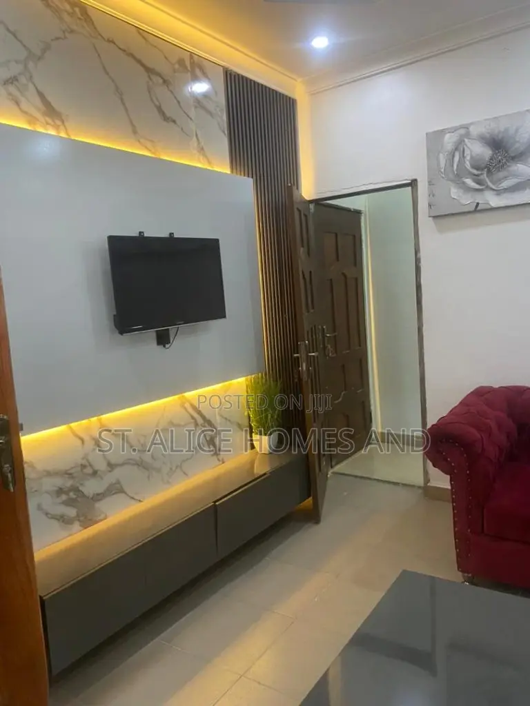 Teenapeta Unit A2 (1-Bedroom Apartment) in Epe