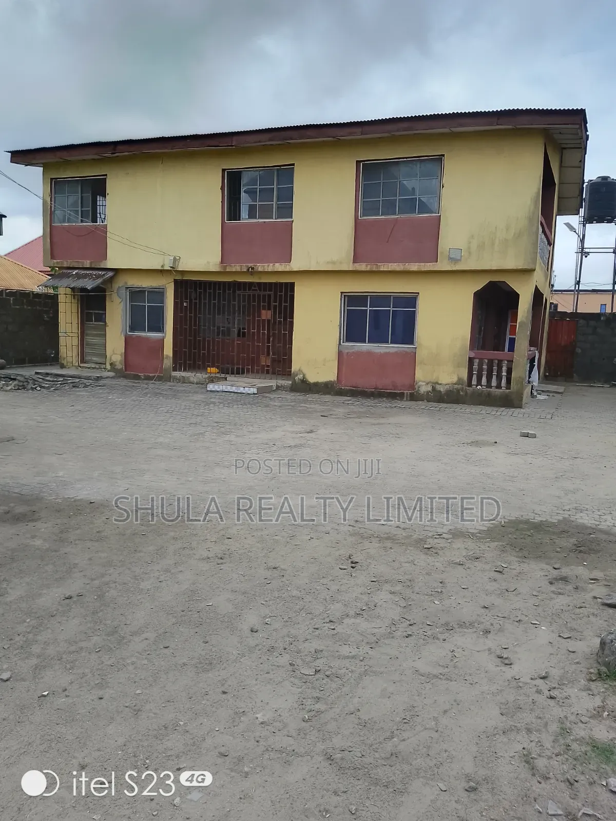 Furnished 8bdrm Duplex in Ojo for sale in Ojo