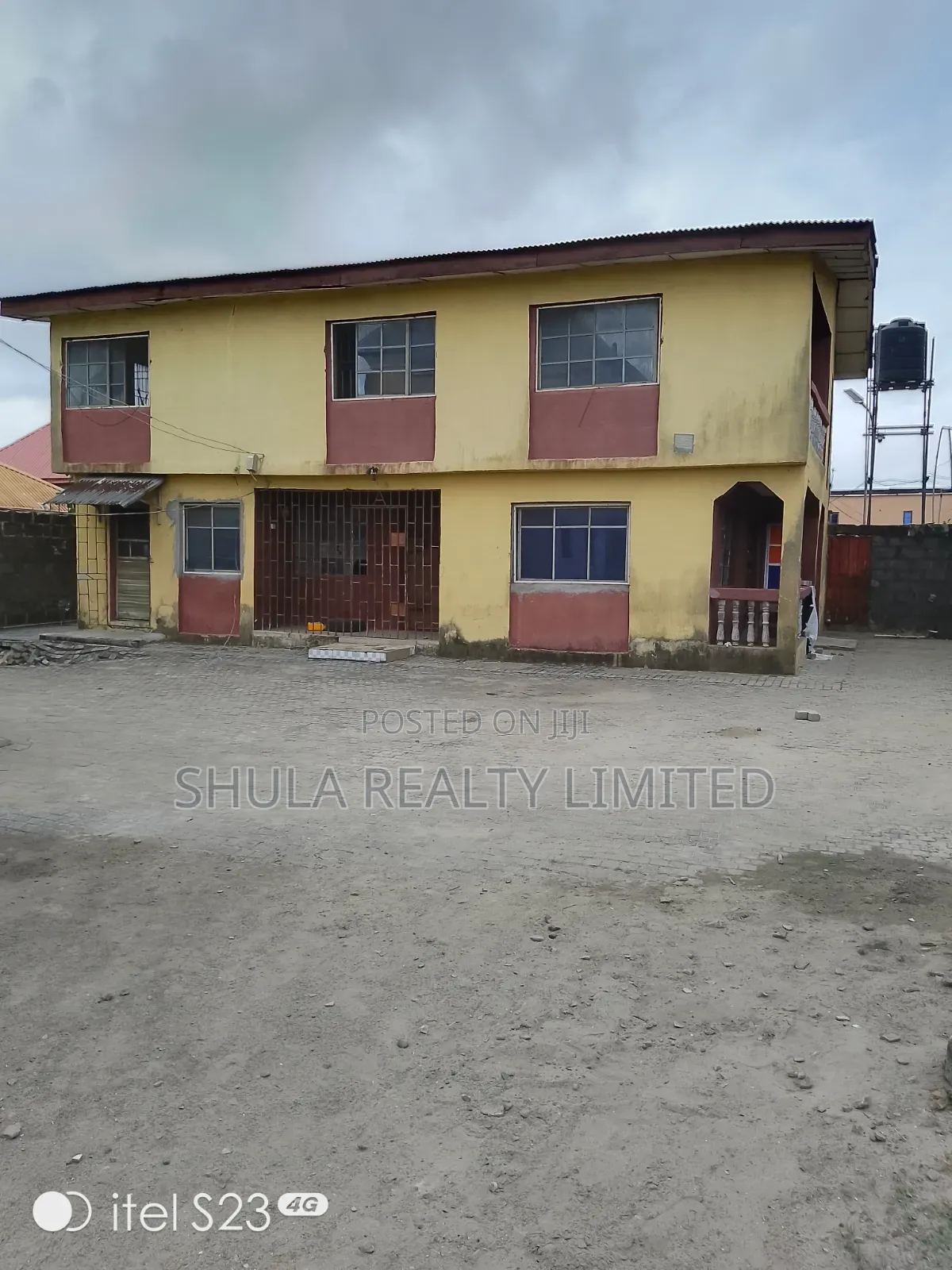 Furnished 8bdrm Duplex in Ojo for sale in Ojo
