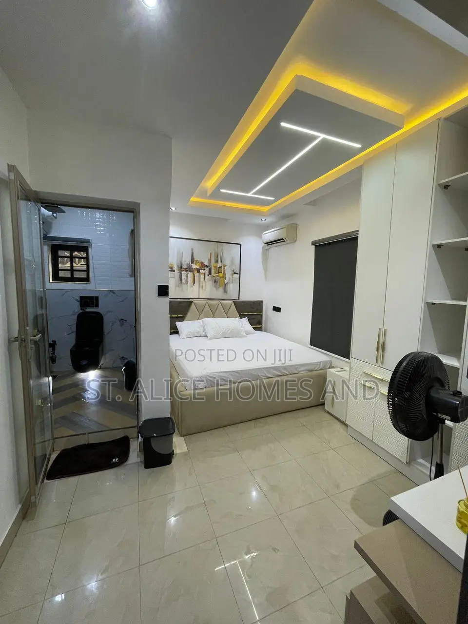Heaven 2 Bedroom Apartment With Washing Machine & Private Balcony in Opebi