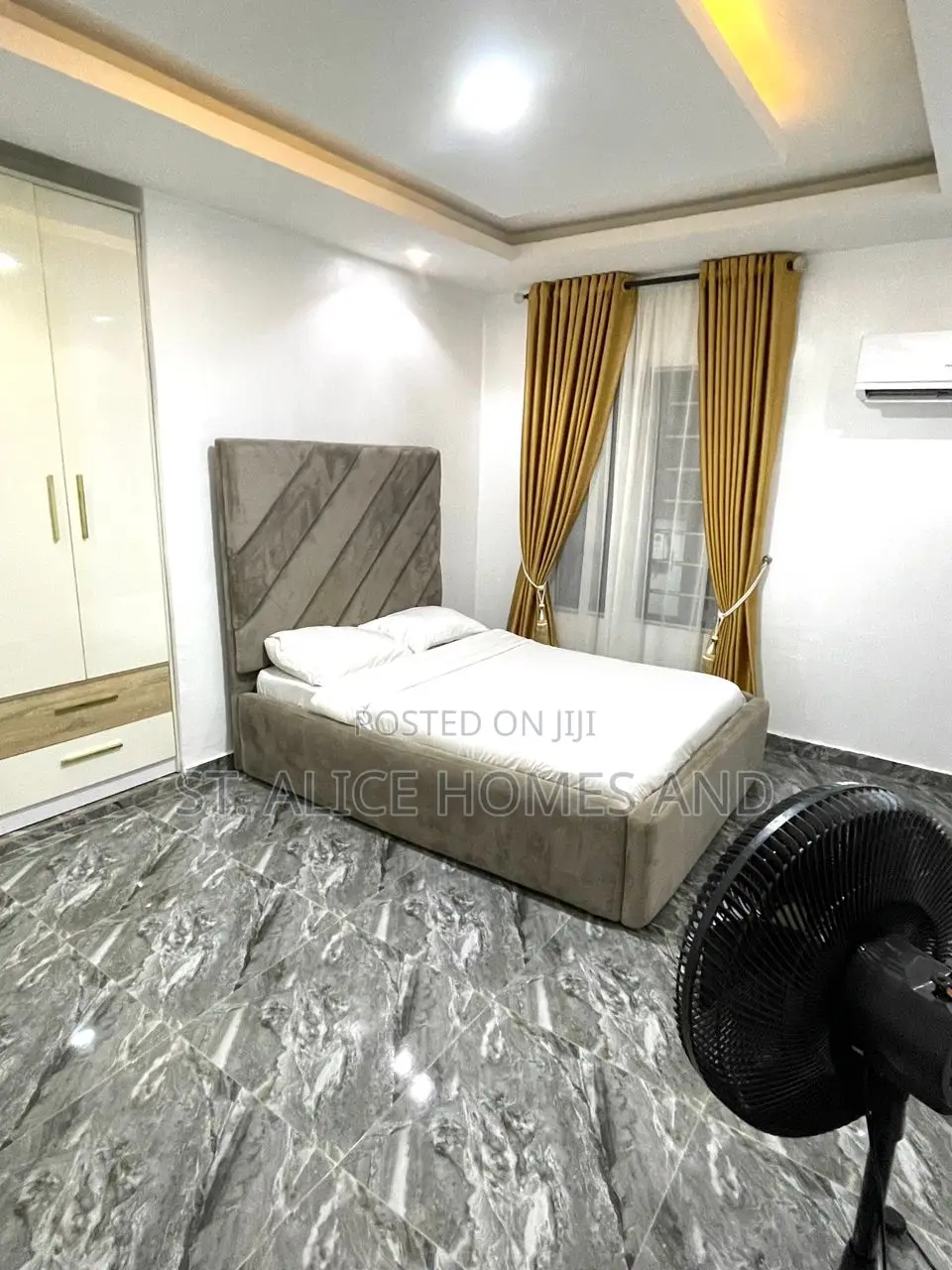 HeavenRidge 3 Bedroom Apartment With Washing Machine & Private Balcony in Opebi