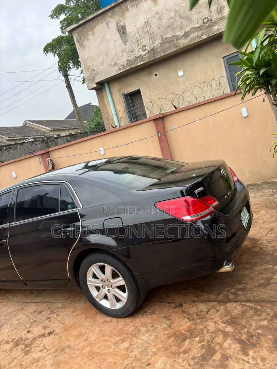 3bdrm Block of Flats in Chris Connections, Ejigbo / Ejigbo for sale in Ejigbo / Ejigbo