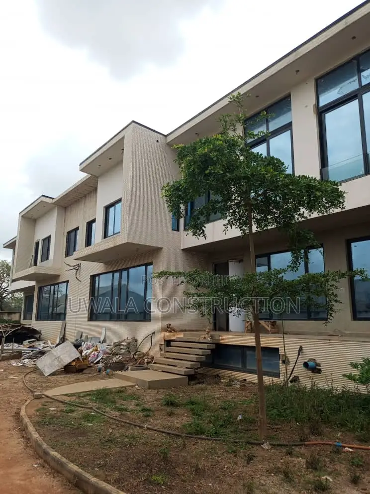 5bdrm Duplex in Mabushi for sale in Mabushi