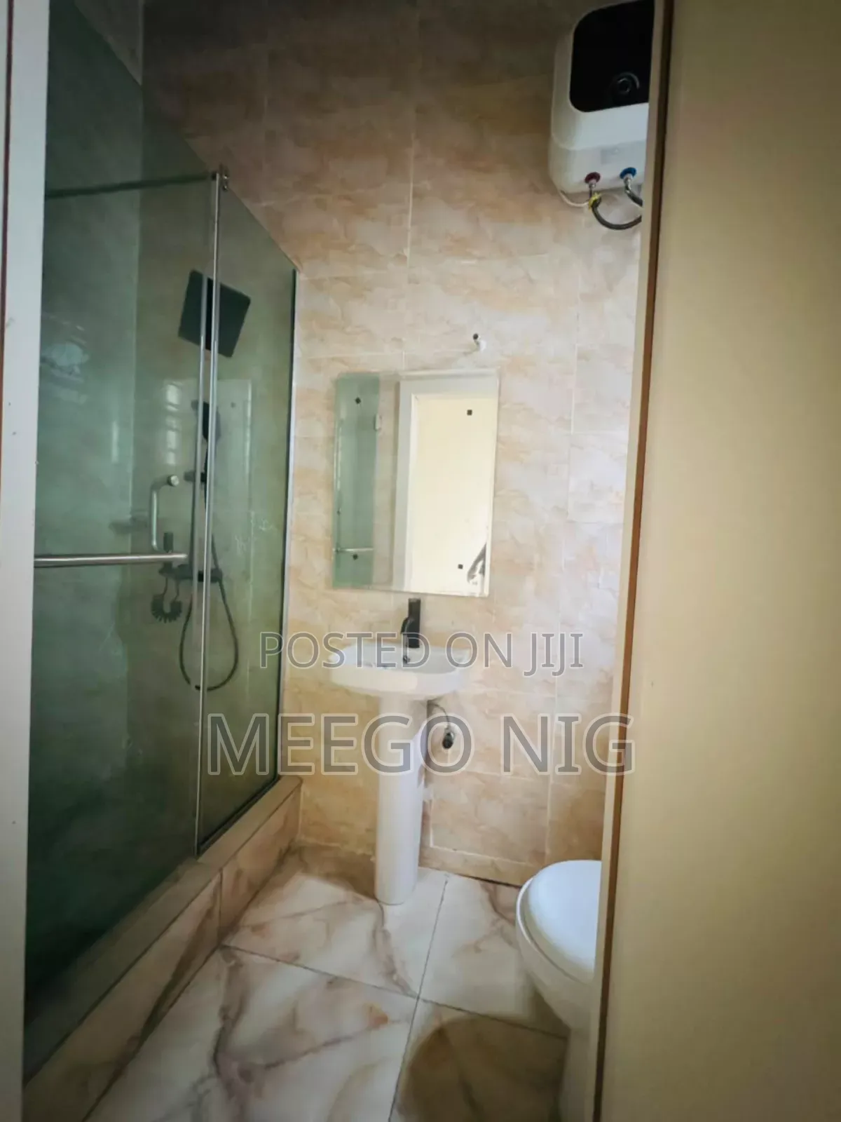 4bdrm Townhouse / Terrace in Orchid Road Lekki, Chevron for rent in Chevron