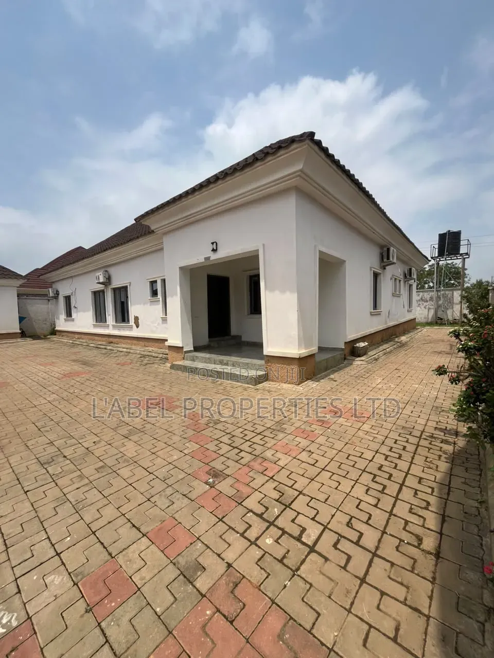 4bdrm Bungalow in Cityhomes Estate for rent in Galadimawa