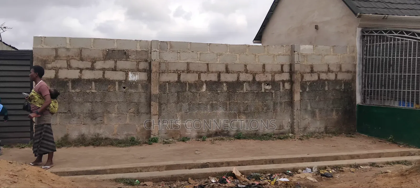35 by 126 Empty Land Fenced and Gated, Dry Land in Ejigbo / Ejigbo