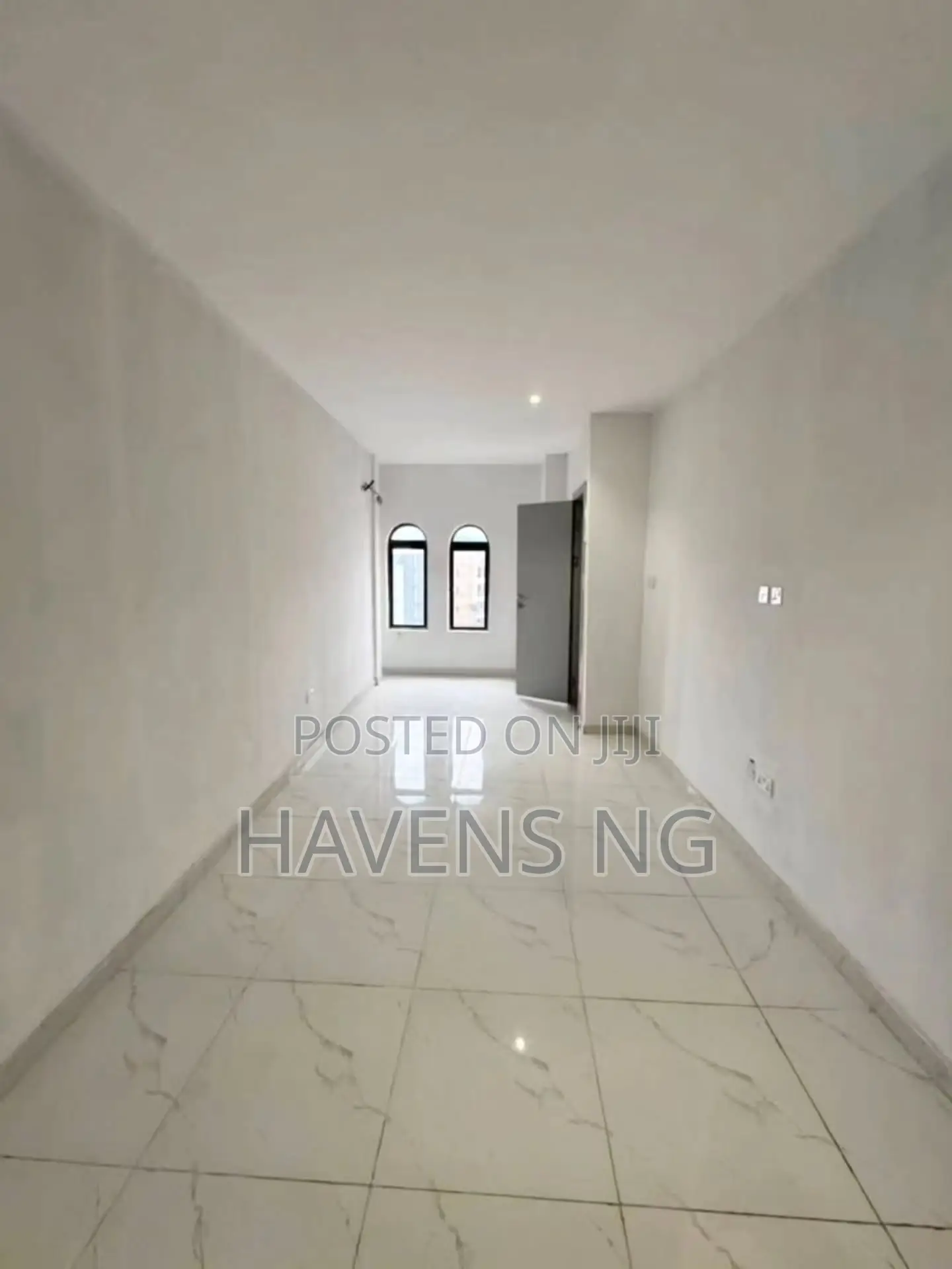 2bdrm Maisonette in Lekki Phase 1 for sale in Lekki Phase 1