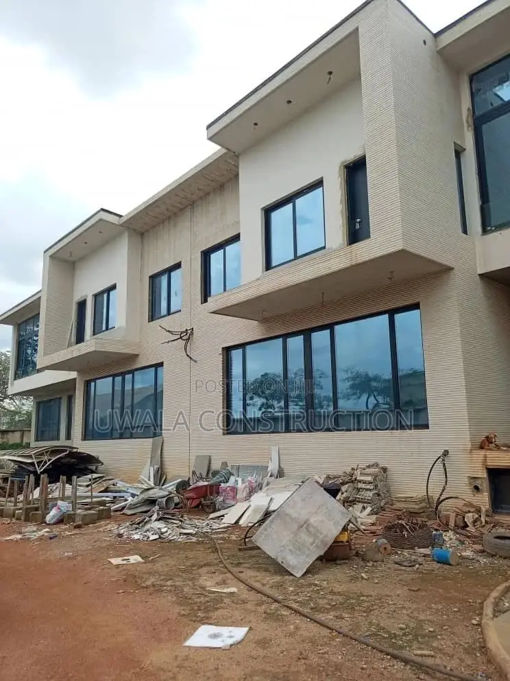 5bdrm Duplex in Mabushi for sale in Mabushi