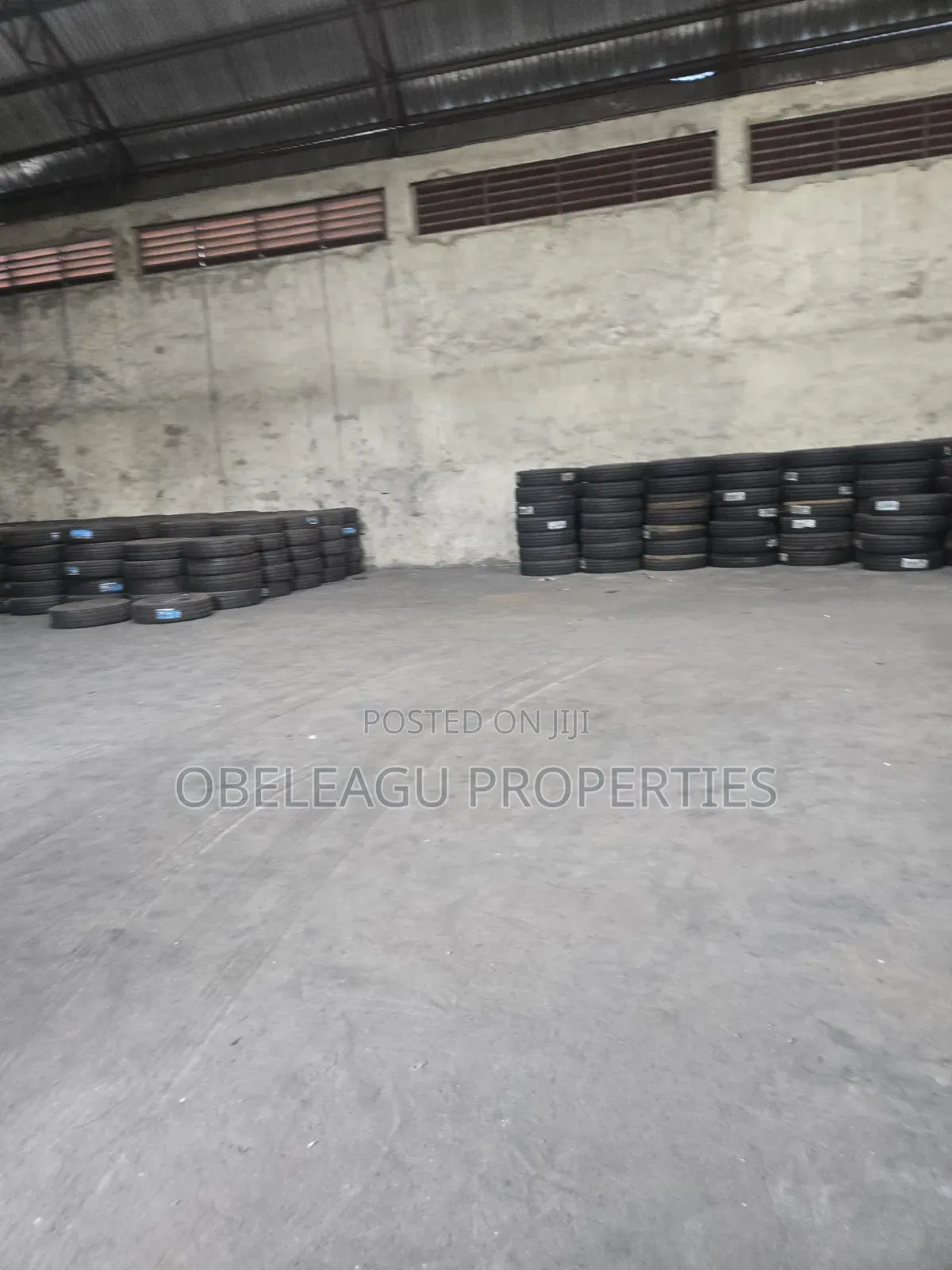 Big Warehouse for Lease in Apple Junction