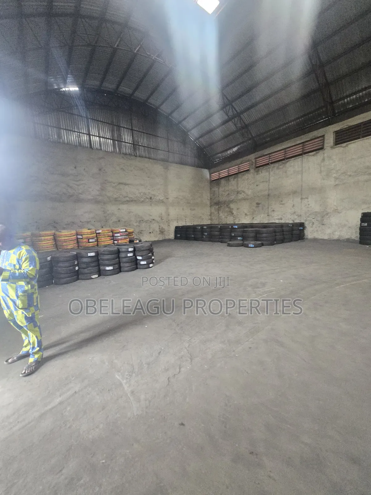 Big Warehouse for Lease in Apple Junction
