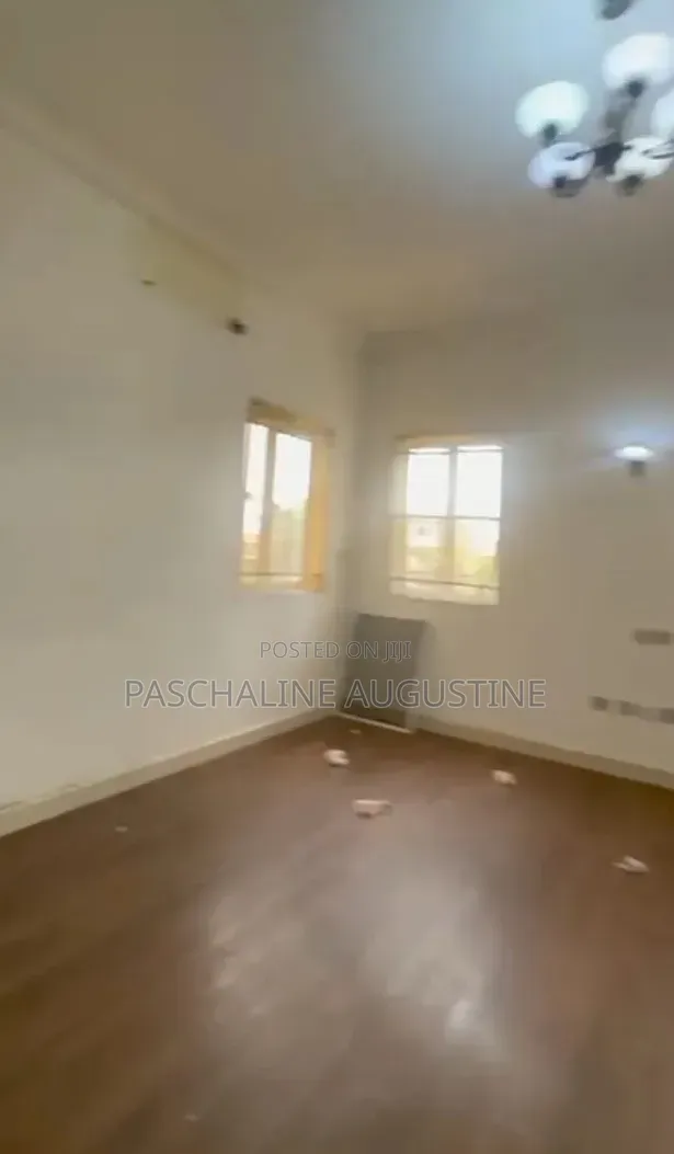 2bdrm Block of Flats in Wuye for rent in Wuye