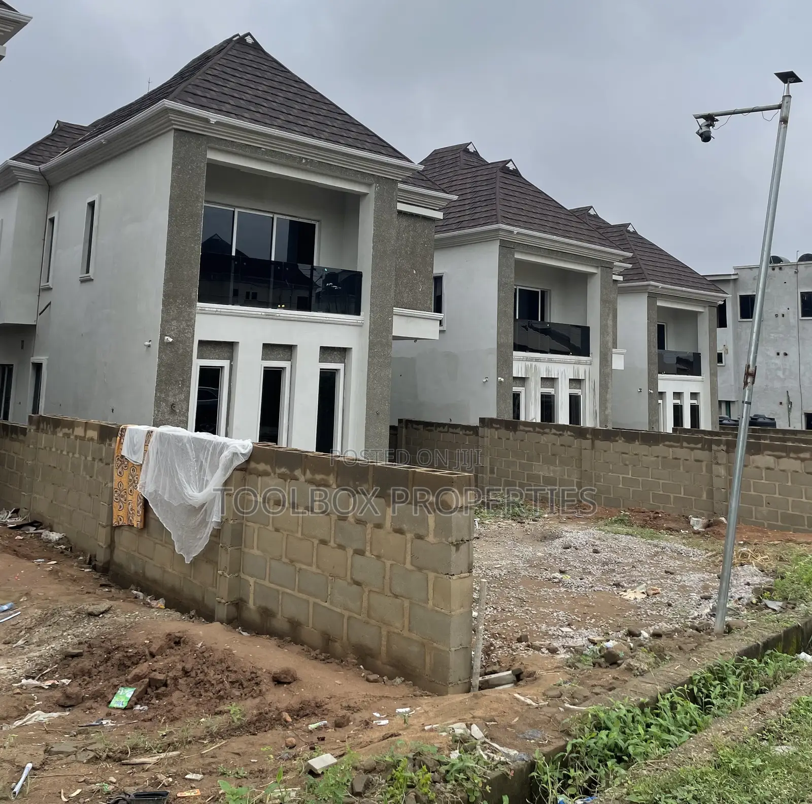 4bdrm Duplex in Carlton Gate, Akobo for sale in Akobo