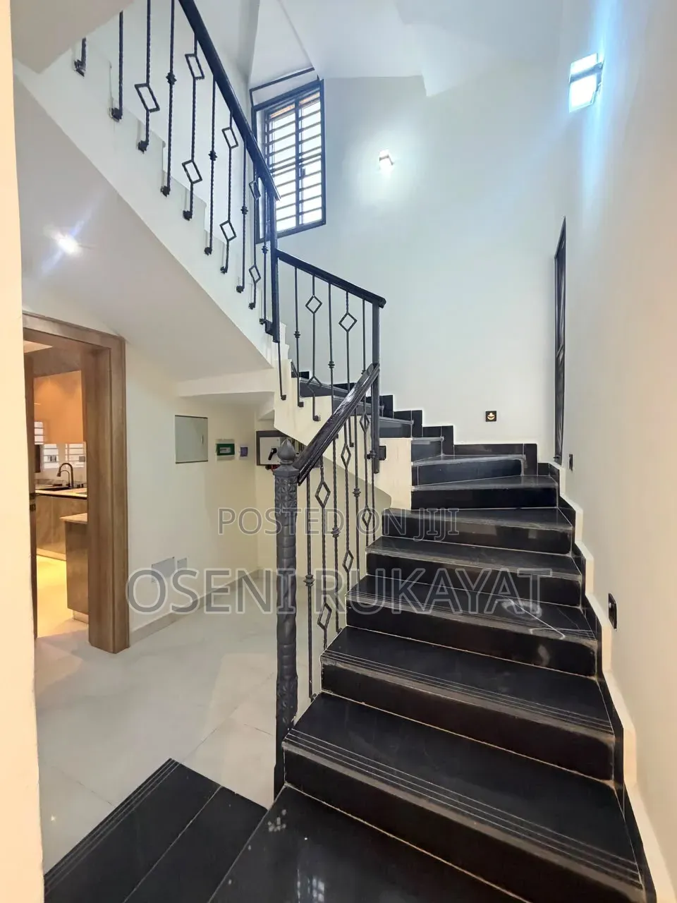 4bdrm Townhouse/Terrace in Guzape District for sale in Guzape District