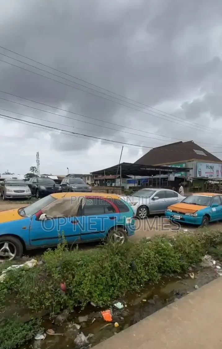 4 Plots of Land Facing a Major Road Is Available in Akure