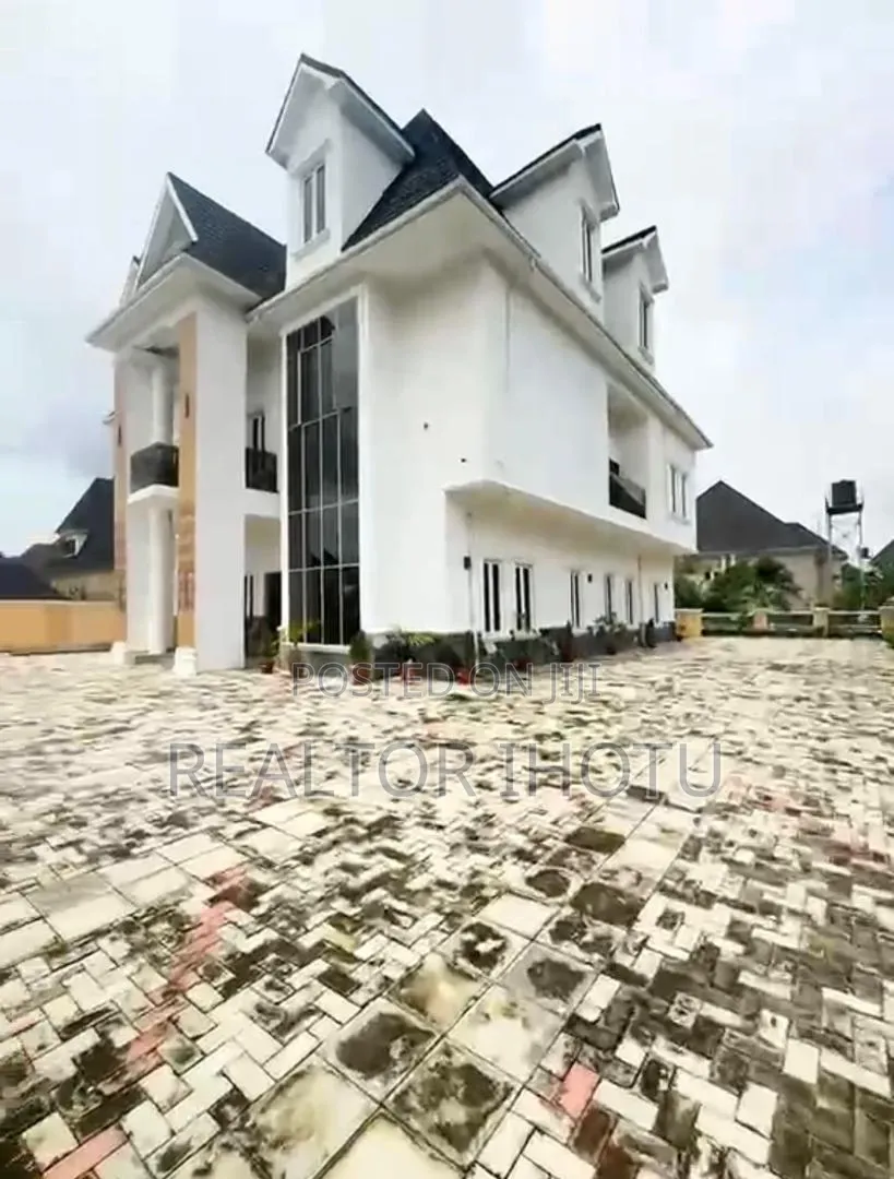7bdrm Duplex in Efab Metropolitan, Bunkoro for sale in Bunkoro