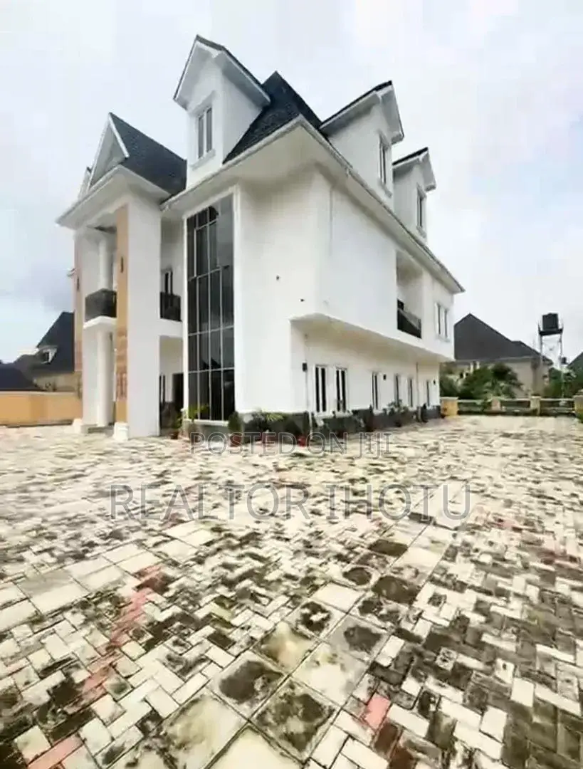 7bdrm Duplex in Efab Metropolitan, Bunkoro for sale in Bunkoro