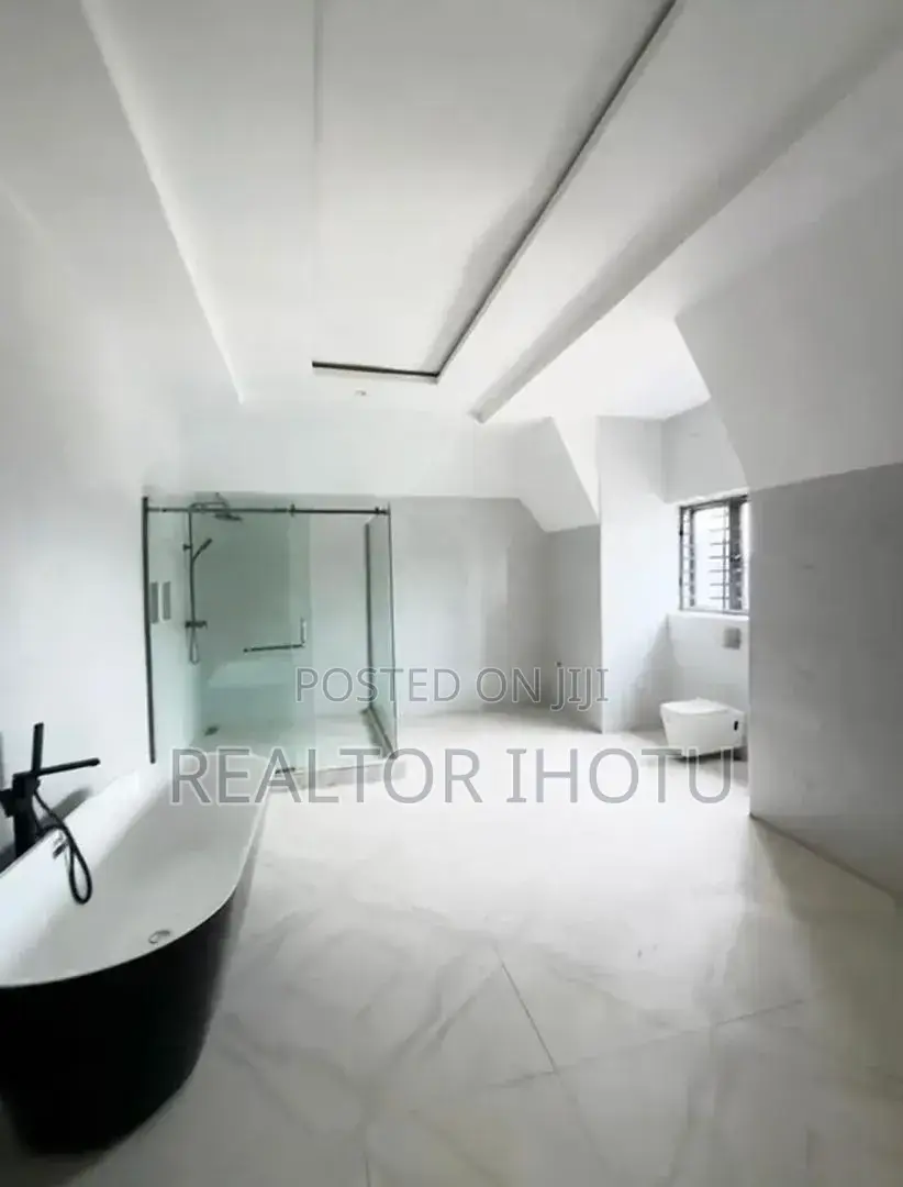 6bdrm Duplex in Efab Metropolitan, Life Camp for sale in Life Camp