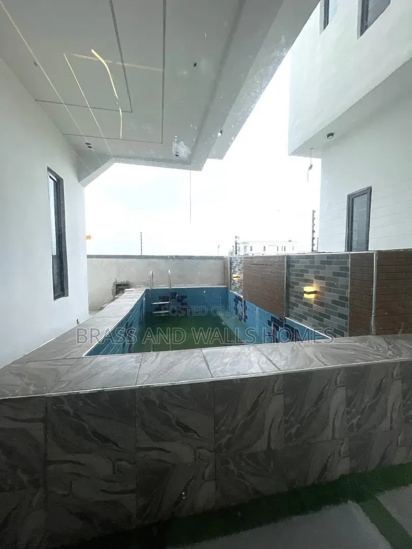 Furnished 5bdrm Duplex in Sangotedo for sale in Sangotedo