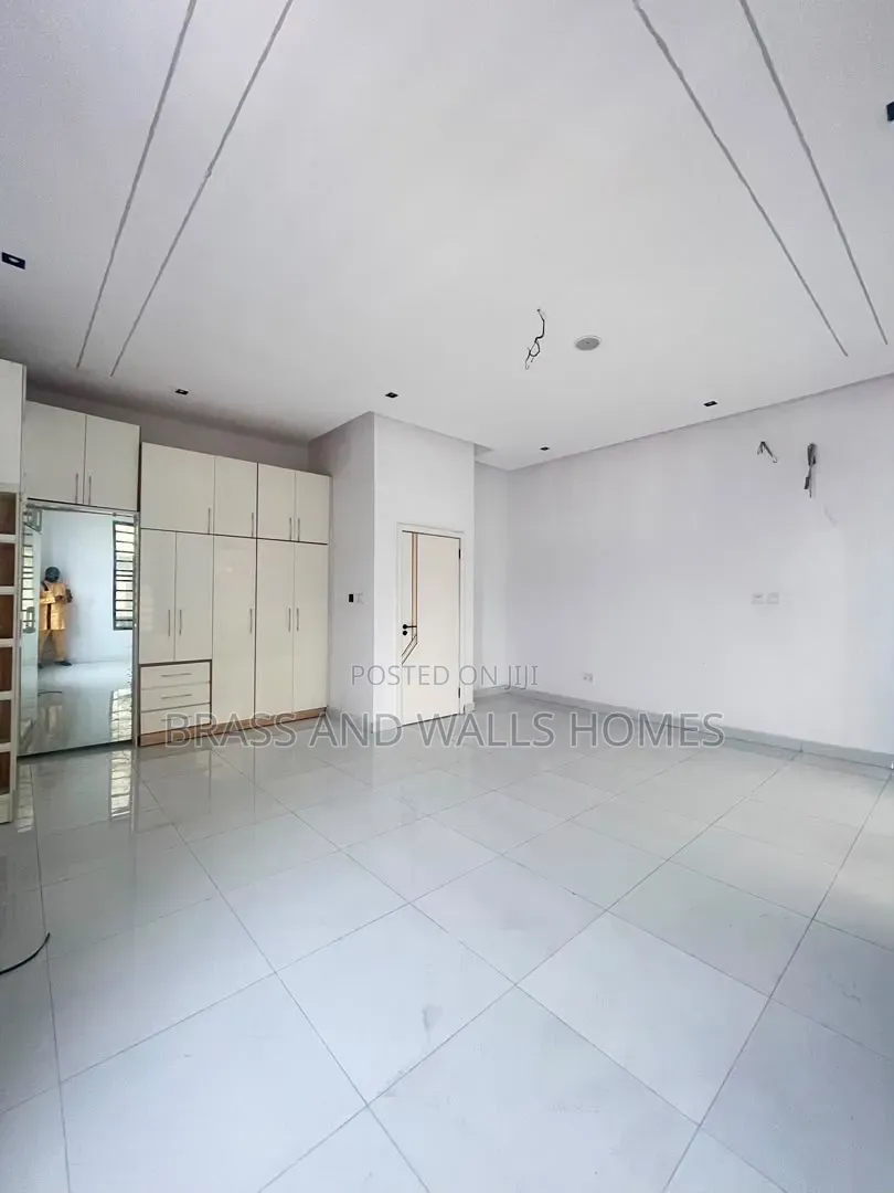 Furnished 3bdrm Duplex in Sangotedo for sale in Sangotedo