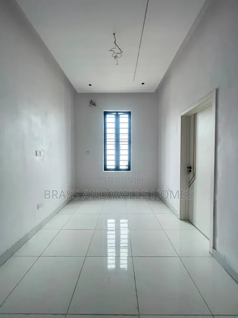 Furnished 3bdrm Duplex in Sangotedo for sale in Sangotedo