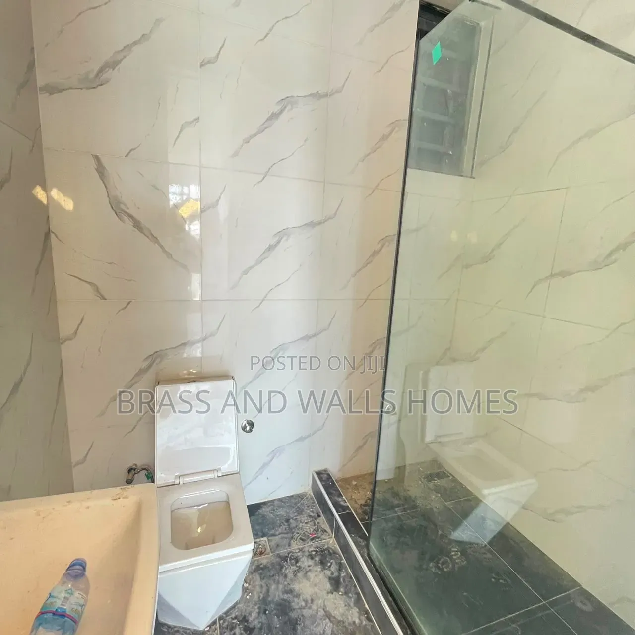 Furnished 2bdrm Apartment in Lekki Phase 1 for sale in Lekki Phase 1