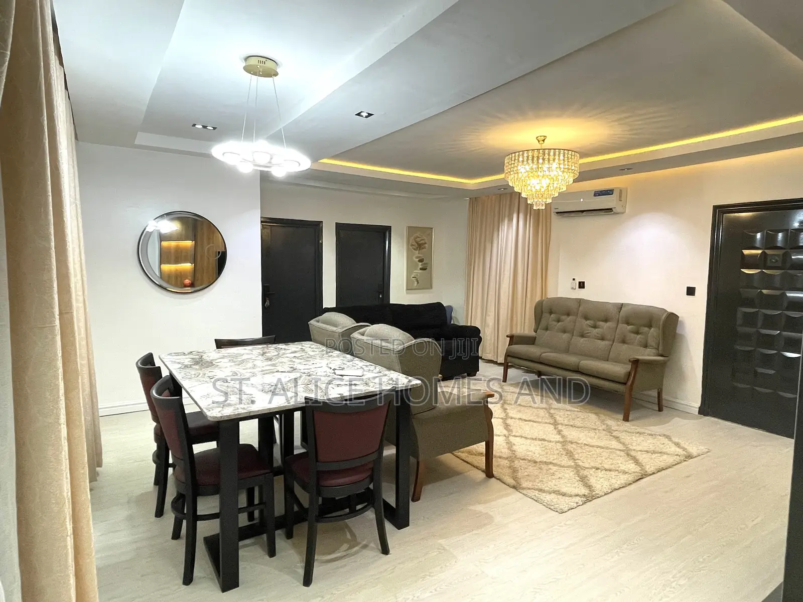 HeavenHorizon 3 Bedroom Apartment With Washing Machine Private Balcony in Adeola Odeku