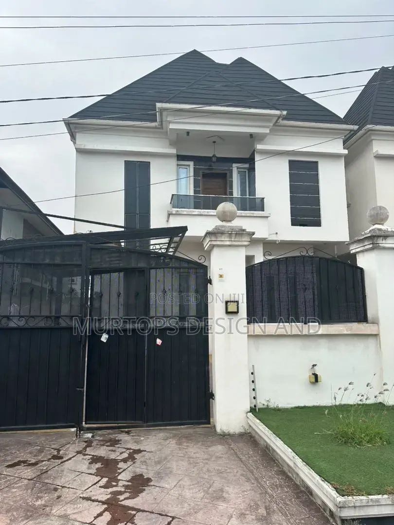Furnished 4bdrm Duplex in Chevron for sale in Chevron