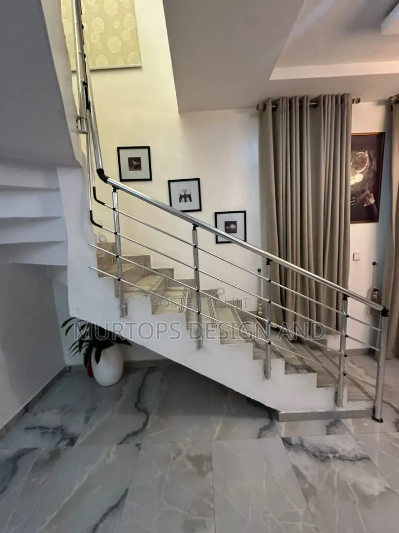 Furnished 4bdrm Duplex in Chevron for sale in Chevron