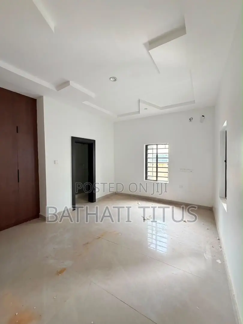 3bdrm Block of Flats in Guzape District for sale in Guzape District