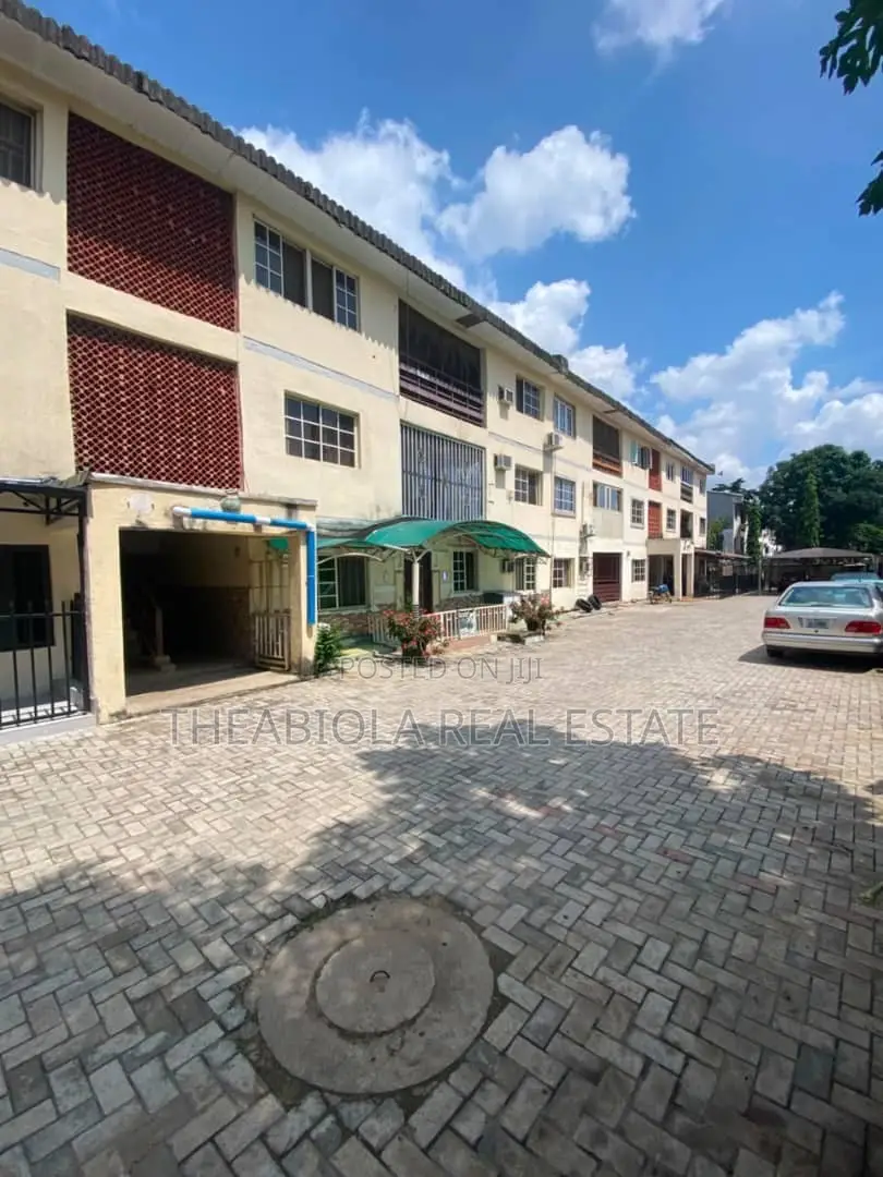 3bdrm Apartment in Maitama Abuja for sale in Maitama
