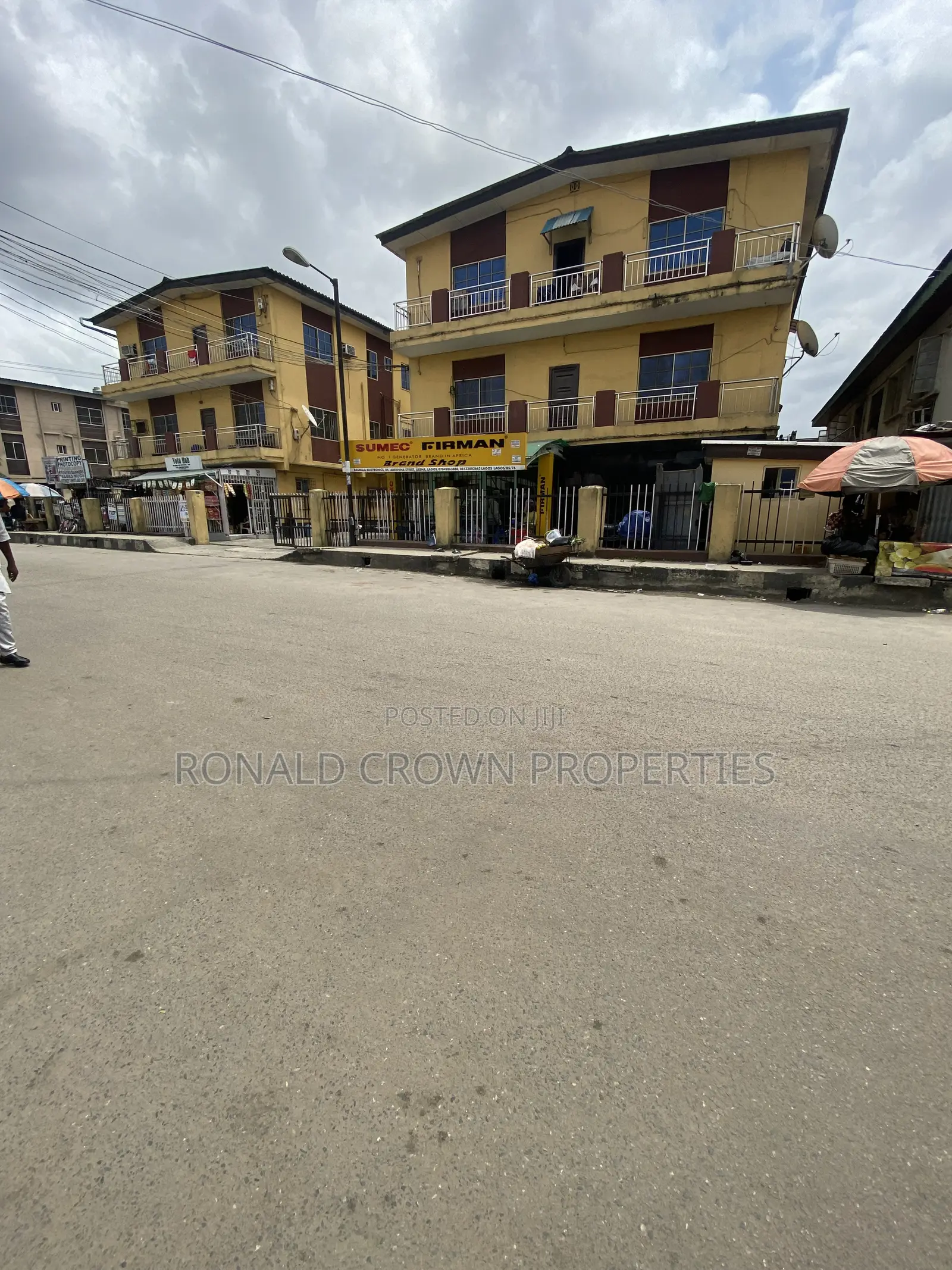 3bdrm Block of Flats in Ijeshatedo for sale in Ijeshatedo