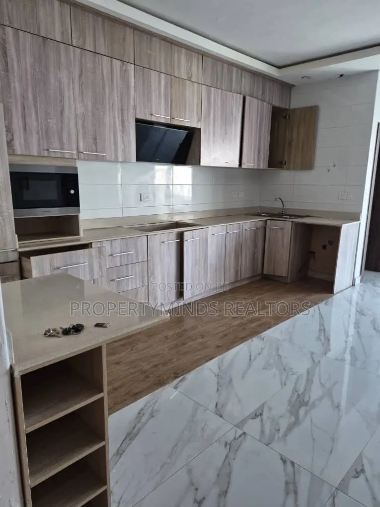 2bdrm Block of Flats in Perinwinkle Estate, Lekki Phase 1 for rent in Lekki Phase 1