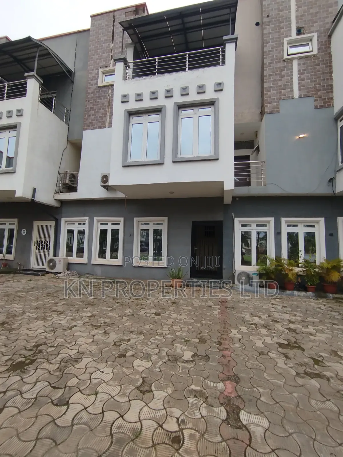 5bdrm Duplex in Wuye for rent in Wuye