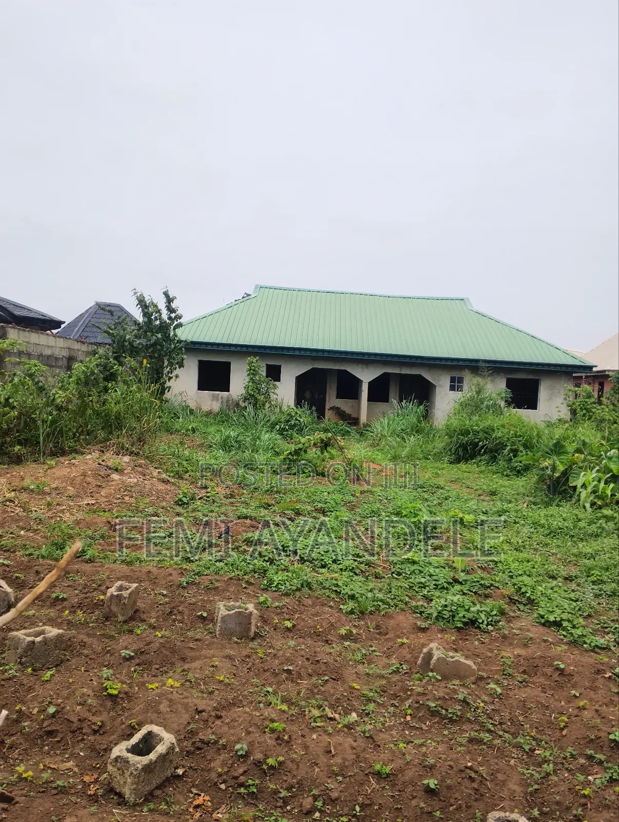 4bdrm House in Ire Estate, Igbogbo for sale in Igbogbo