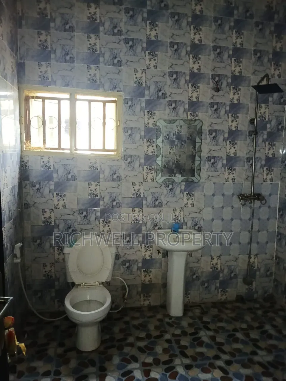 4bdrm Apartment in Bodija for rent in Bodija