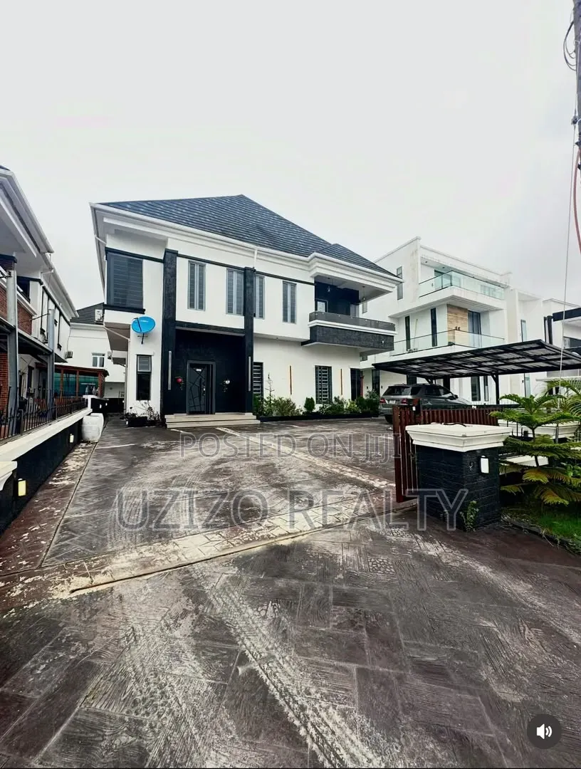 Furnished 5bdrm Duplex in Megamond Estate, Ikota for sale in Ikota