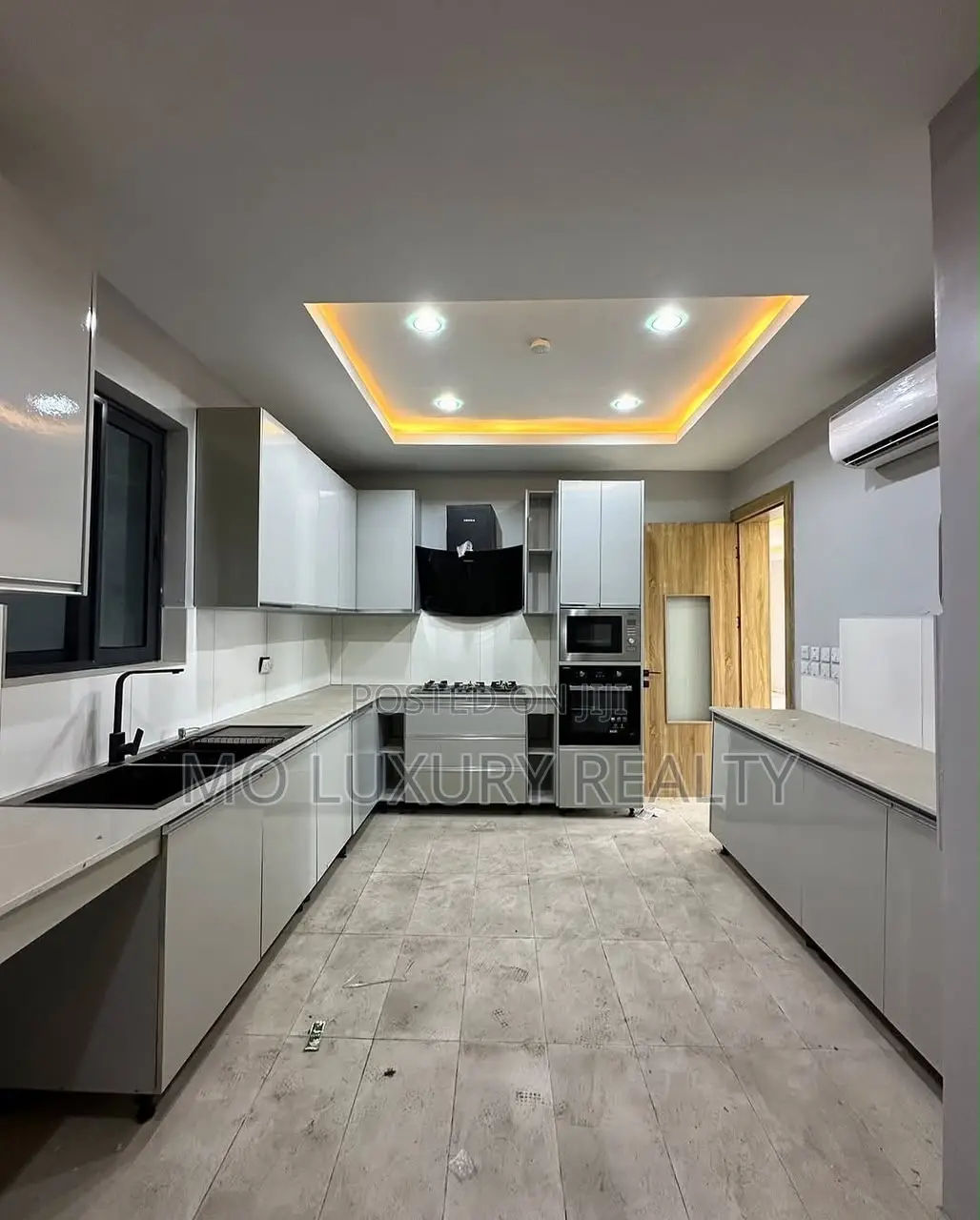 4bdrm Maisonette in Lekki Phase 1 for rent in Lekki Phase 1