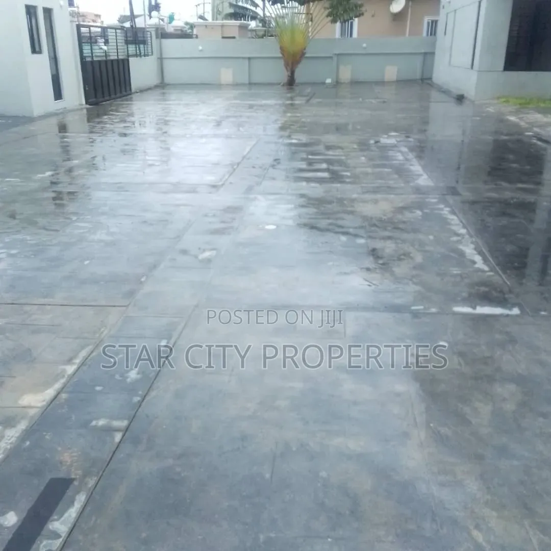 4bdrm Duplex in Phase 1 for rent in GRA Phase 1