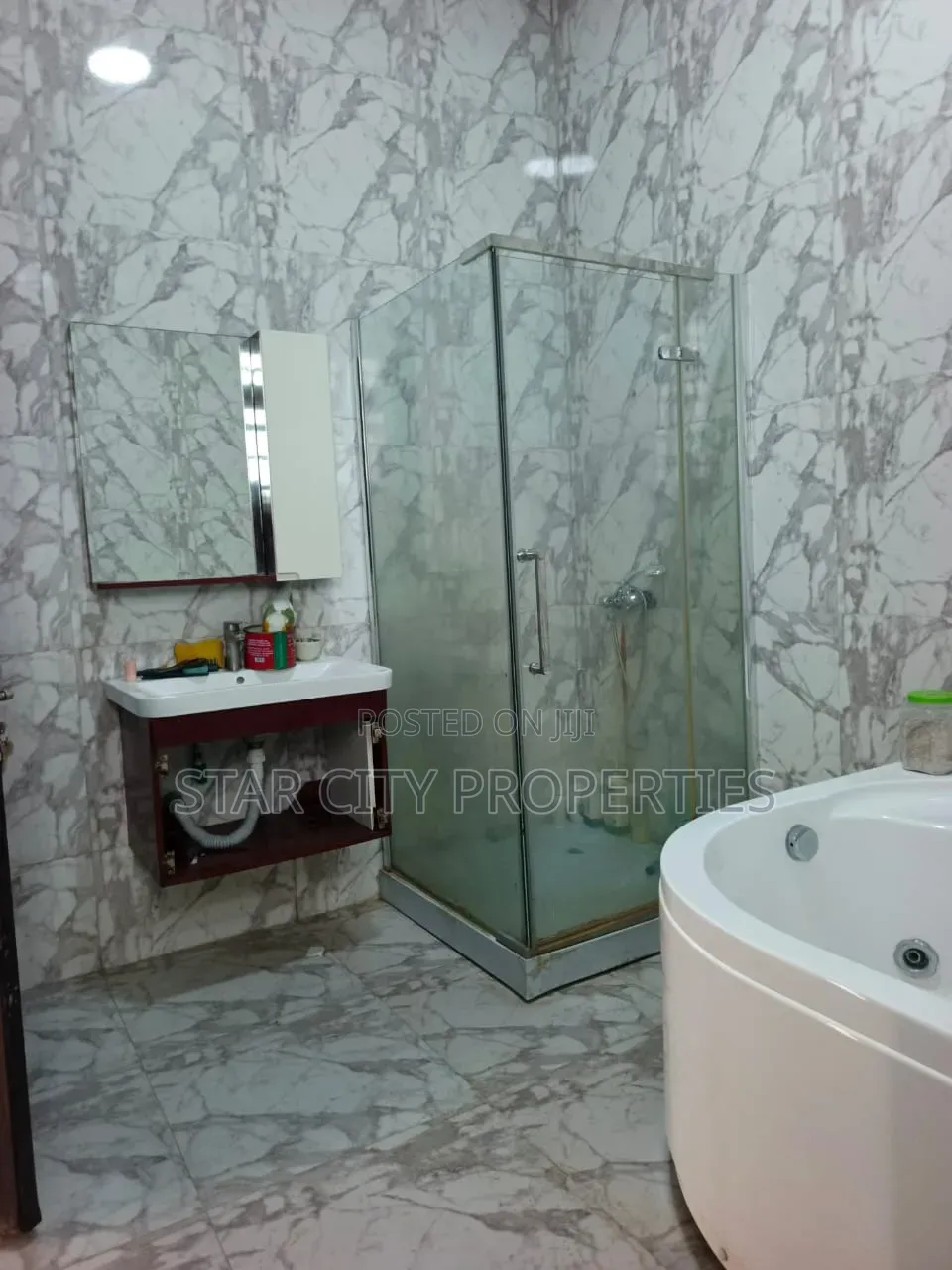 5bdrm Duplex in Omole for rent in Omole Phase 1